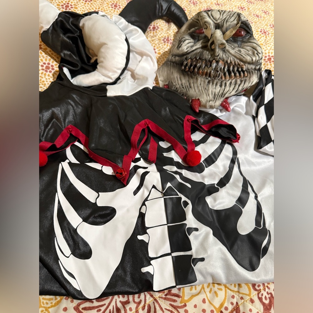 Sinister Jester costume + Jester Cane - 40" - Picture 5 of 13